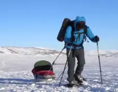 Descubre la belleza del Parque Nacional de Dovrefjell: Caminando entre paisajes impresionantes
