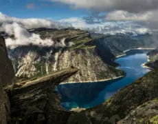 Descubre cómo ahorrar en comida y bebida en Noruega: Consejos para disfrutar de la gastronomía sin gastar una fortuna