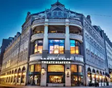 Descubre la elegancia y comodidad del Hotel Continental en Oslo, Noruega: ¡Tu hogar lejos del hogar!