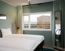 Descubre la comodidad y lujo en Hotel Scandic Helsfyr en Oslo, Noruega – Una experiencia única