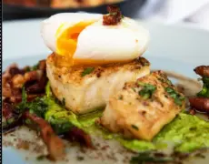 Descubre la deliciosa receta de Klippfisk con ertestuing de Noruega: un plato tradicional lleno de sabor