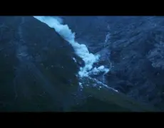 Descubre la majestuosa Montaña de Hurrungane en Noruega: Una aventura imperdible en los fiordos