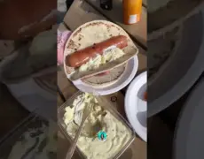 Descubre la auténtica receta de Pølse med lompe de Noruega: un delicioso plato tradicional que debes probar