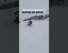 Descubre la emoción de una aventura invernal en Noruega: Realiza una emocionante excursión en moto de nieve