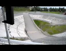 Descubre la majestuosidad de la Iglesia de Holmenkollen y sus impresionantes saltos de esquí en Oslo